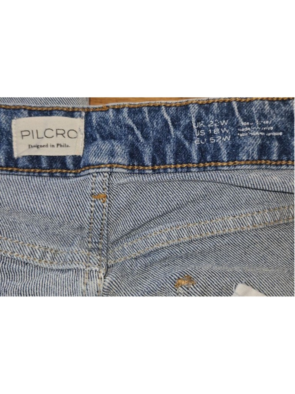 Pilcro Austyn High-Rise Cuffed Wide-Leg Jeans Size 18W - Picture 4 of 5
